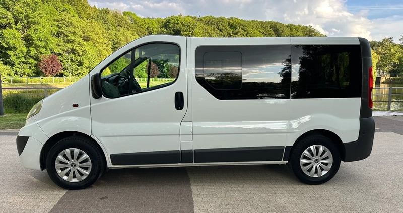 Opel Vivaro cena 49900 przebieg: 220000, rok produkcji 2012 z Wrocław małe 704